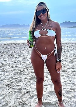 Larissa Gomez